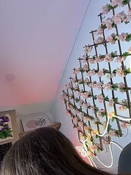 Snapshot of Linaa_morris chatting on 24, 11, 2025 Linaa morris online show from 24, 11, 2025