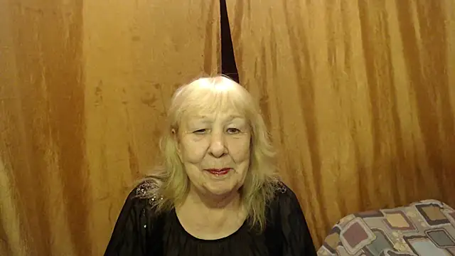 Snapshot of _Estelitta_5 chatting on 18, 12, 2024 Estelitta 5 online show from 18, 12, 2024