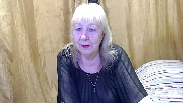 Snapshot of _Estelitta_5 chatting on 22, 2, 2025 Estelitta 5 online show from 22, 2, 2025