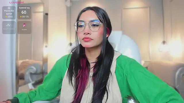 AzuraKindong online show from 2, 2, 2026