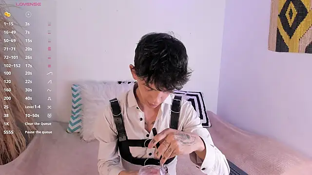 Tomy Rox online show from 20, 12, 2024