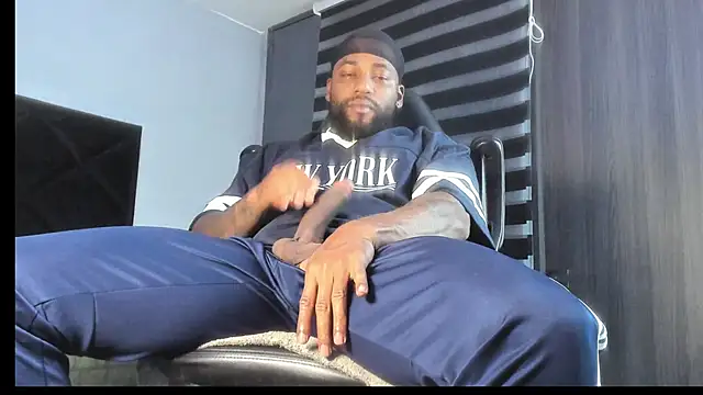 Snapshot of Dancelwashington chatting on 11, 1, 2026 Dancelwashington online show from 11, 1, 2026