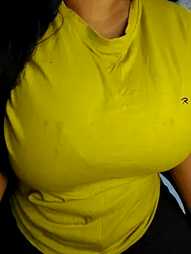 Snapshot of Adiba_2 chatting on 18, 5, 2026 Adiba 2 online show from 18, 5, 2026