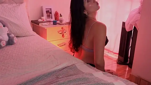 Snapshot of ChanellGV chatting on 4, 2, 2026 ChanellGV online show from 4, 2, 2026