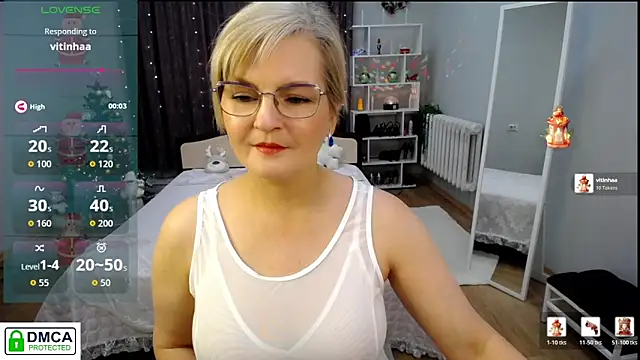 BlondeBrilliant7 online show from 21, 12, 2025