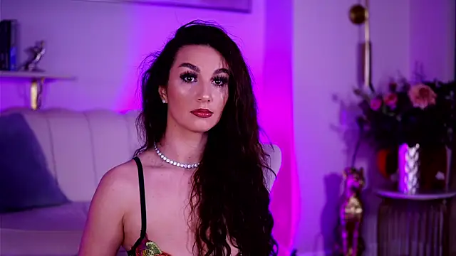 Snapshot of SecretSienna chatting on 21, 4, 2026 SecretSienna online show from 21, 4, 2026