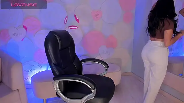 sarawinstone online show from 7, 12, 2024