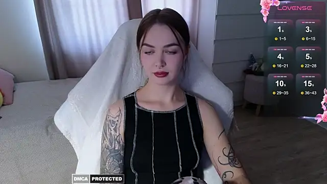 kate leoo online show from 29, 9, 2025