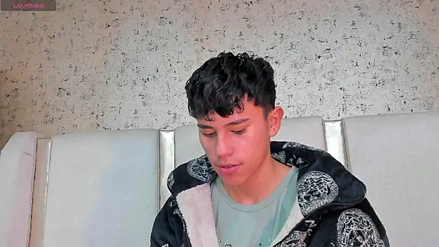 Angel esteban fx online show from 1, 3, 2025