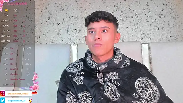 Angel esteban fx online show from 7, 3, 2025