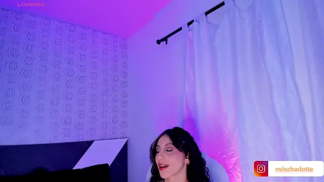 Snapshot of MiissCharlotte chatting on 19, 1, 2025 MiissCharlotte online show from 19, 1, 2025