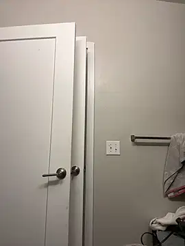 symone4u online show from 2, 1, 2025