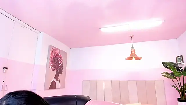 Snapshot of Red_lady chatting on 12, 1, 2025 Red lady online show from 12, 1, 2025