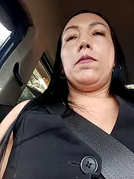 Laura martin  online show from 26, 2, 2025