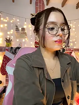 Snapshot of Juanelopez1 chatting on 3, 12, 2025 Juanelopez1 online show from 3, 12, 2025