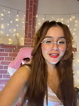 Snapshot of Juanelopez1 chatting on 26, 6, 2026 Juanelopez1 online show from 26, 6, 2026