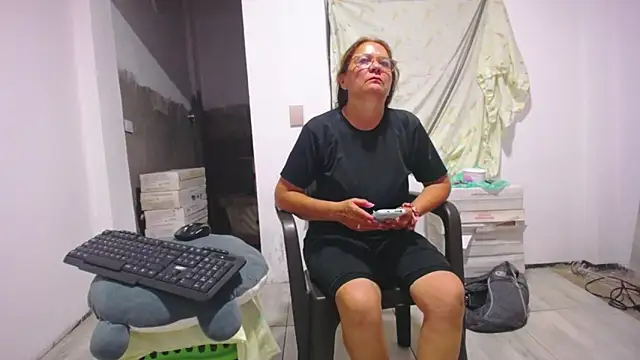 Stepmom slut 50 online show from 17, 2, 2025