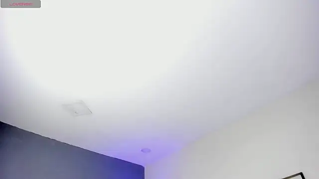 scarlett johs online show from 14, 10, 2025