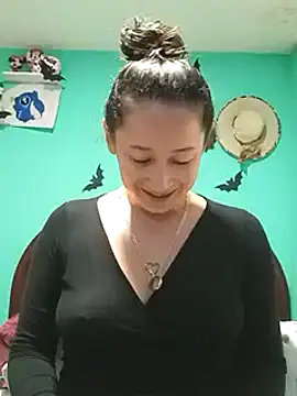 emilypoppy3 online show from 4, 12, 2024