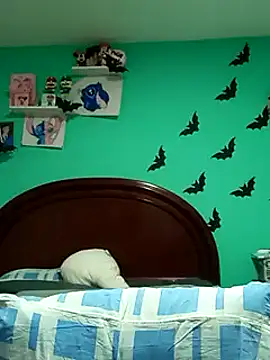 emilypoppy3 online show from 10, 12, 2024