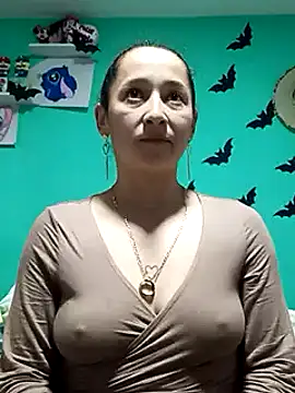 emilypoppy3 online show from 9, 1, 2025