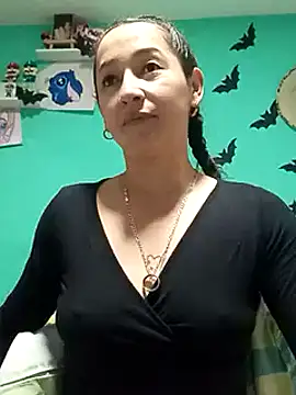 emilypoppy3 online show from 13, 2, 2025