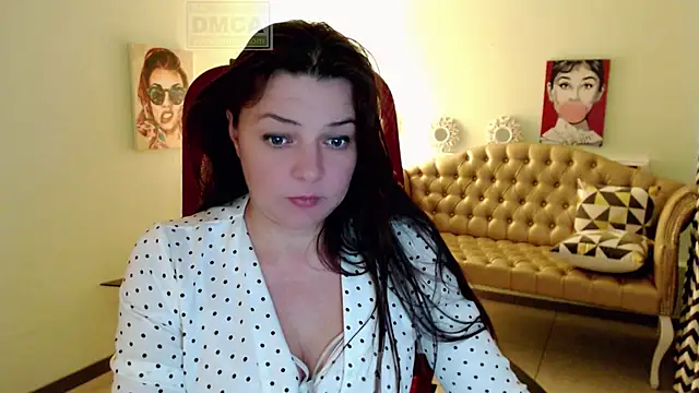 Snapshot of Lily_flower7 chatting on 5, 12, 2024 Lily flower7 online show from 5, 12, 2024