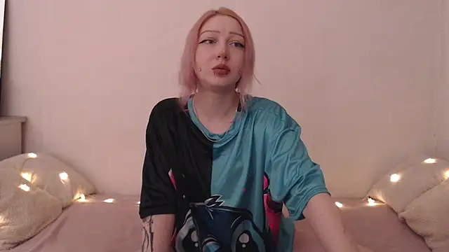 Emily hardcore online show from 13, 3, 2026