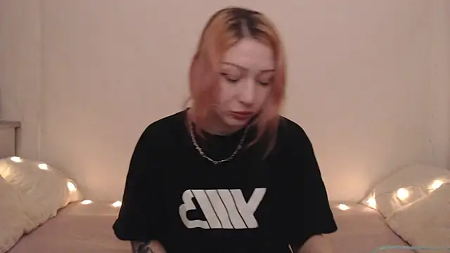 Emily hardcore online show from 13, 5, 2026