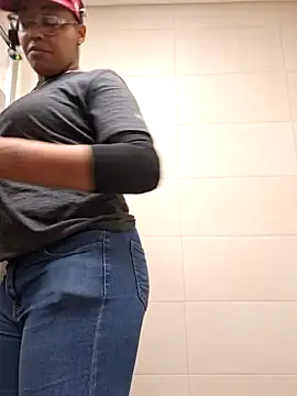 samone9 online show from 3, 2, 2025