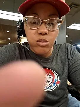 samone9 online show from 10, 2, 2025