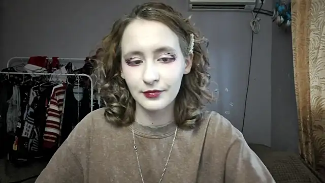 Snapshot of JoannaTompson chatting on 27, 1, 2025 JoannaTompson online show from 27, 1, 2025