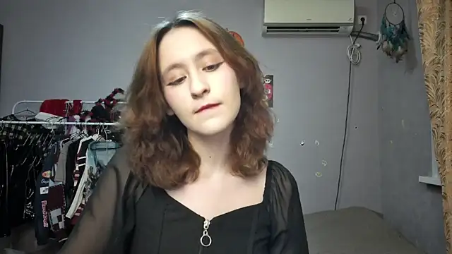 Snapshot of JoannaTompson chatting on 18, 2, 2025 JoannaTompson online show from 18, 2, 2025
