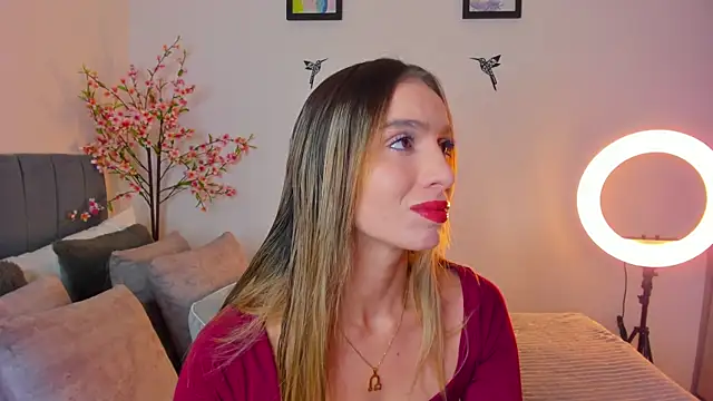 im sarah34 online show from 28, 12, 2024