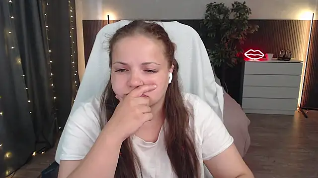 Snapshot of Crazyy_girl_ chatting on 7, 7, 2026 Crazyy girl online show from 7, 7, 2026