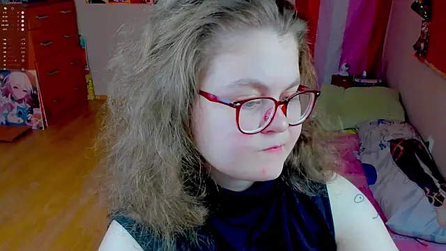 Snapshot of Sashy_Way chatting on 8, 7, 2026 Sashy Way online show from 8, 7, 2026