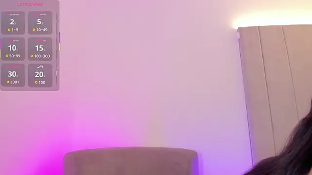 Snapshot of kaylarossi chatting on 8, 11, 2025 kaylarossi online show from 8, 11, 2025