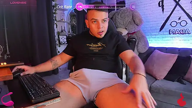 Snapshot of Naughty_Charly chatting on 30, 12, 2024 Naughty Charly online show from 30, 12, 2024
