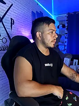 Snapshot of Naughty_Charly chatting on 21, 3, 2025 Naughty Charly online show from 21, 3, 2025