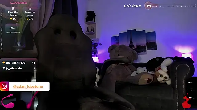 Snapshot of Naughty_Charly chatting on 10, 9, 2025 Naughty Charly online show from 10, 9, 2025