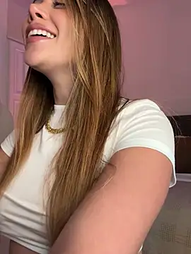 Snapshot of Condes_carmen chatting on 17, 12, 2024 Condes carmen online show from 17, 12, 2024