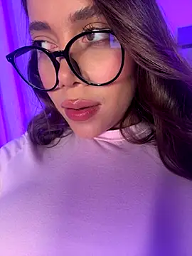 Snapshot of Condes_carmen chatting on 31, 10, 2025 Condes carmen online show from 31, 10, 2025