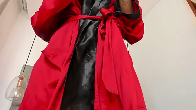 Snapshot of AnnPrices chatting on 4, 2, 2025 AnnPrices online show from 4, 2, 2025