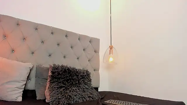 Snapshot of AnnPrices chatting on 7, 2, 2025 AnnPrices online show from 7, 2, 2025