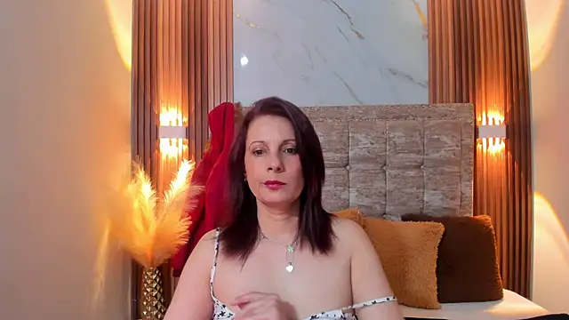 ada mclaine online show from 13, 12, 2024