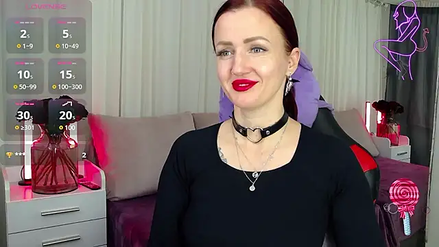 Snapshot of ElisaJane chatting on 5, 12, 2024 ElisaJane online show from 5, 12, 2024