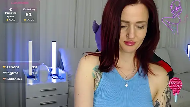 Snapshot of ElisaJane chatting on 10, 1, 2025 ElisaJane online show from 10, 1, 2025