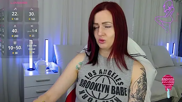 Snapshot of ElisaJane chatting on 27, 1, 2025 ElisaJane online show from 27, 1, 2025