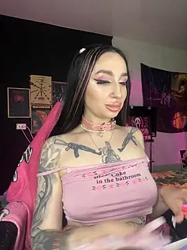 Snapshot of Molly__Moon chatting on 23, 12, 2024 Molly Moon online show from 23, 12, 2024
