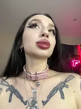 Molly  Moon online show from 20, 5, 2026